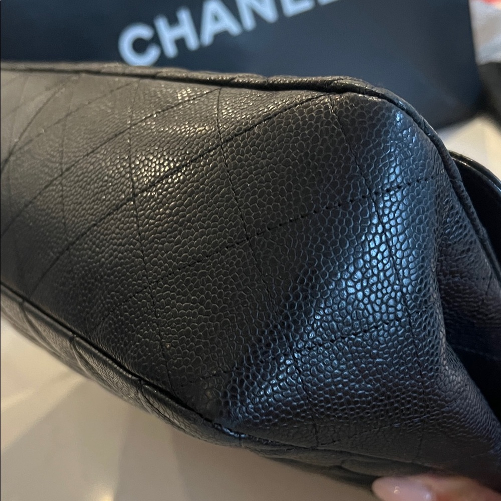CHANEL Jumbo Caviar Black Quilted Leather Shoulder Bag with Silver Hardware - Picture 4 of 12